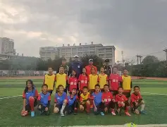 开元体育进入漓江山猫队爆冷荆楚雄鲨队，冰球淘汰赛上演耐力碾压对手！赛场纪律更严谨